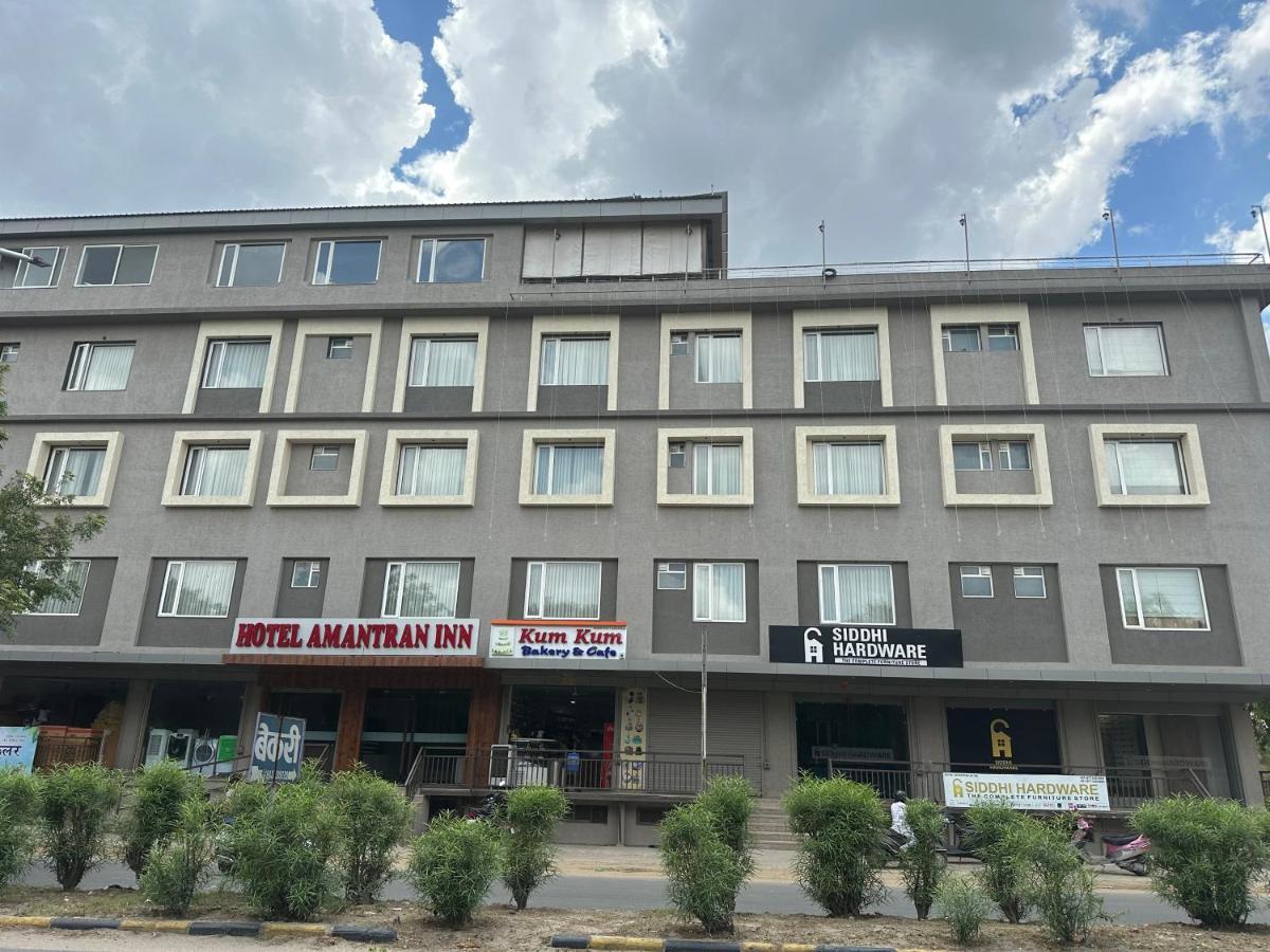Hotel Amantran Inn Удайпур Экстерьер фото